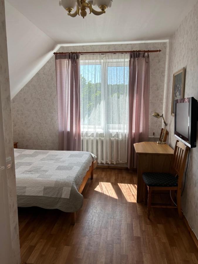 Radi Hotel Brocēni Kültér fotó